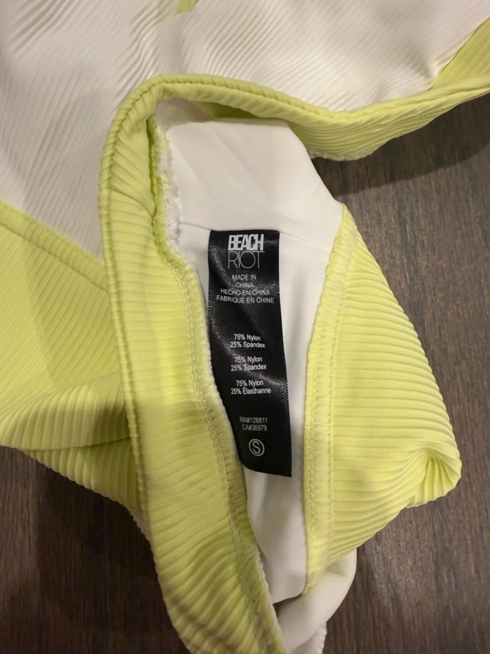 Beach Riot Set - Picture 4 of 6